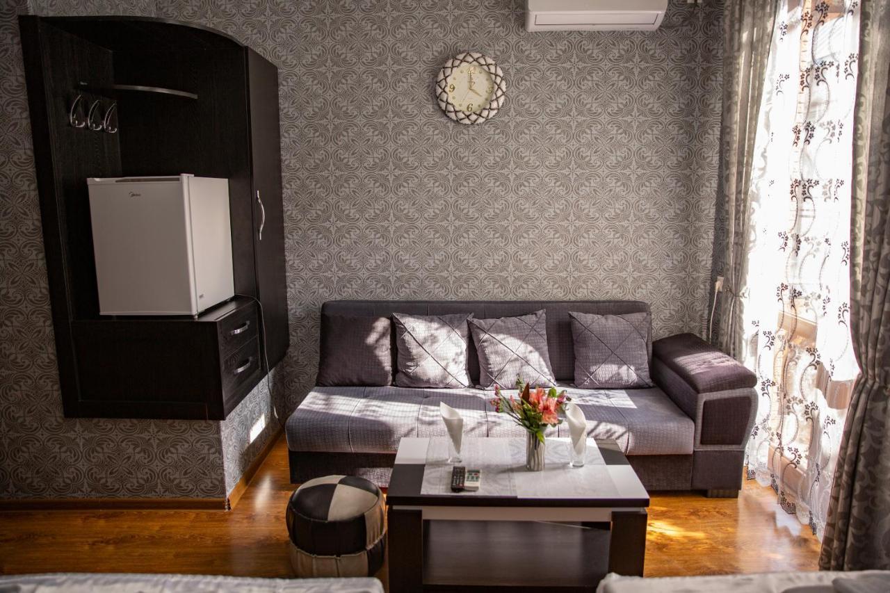 Family Hotel Kolorit Old Tbilisi Eksteriør billede