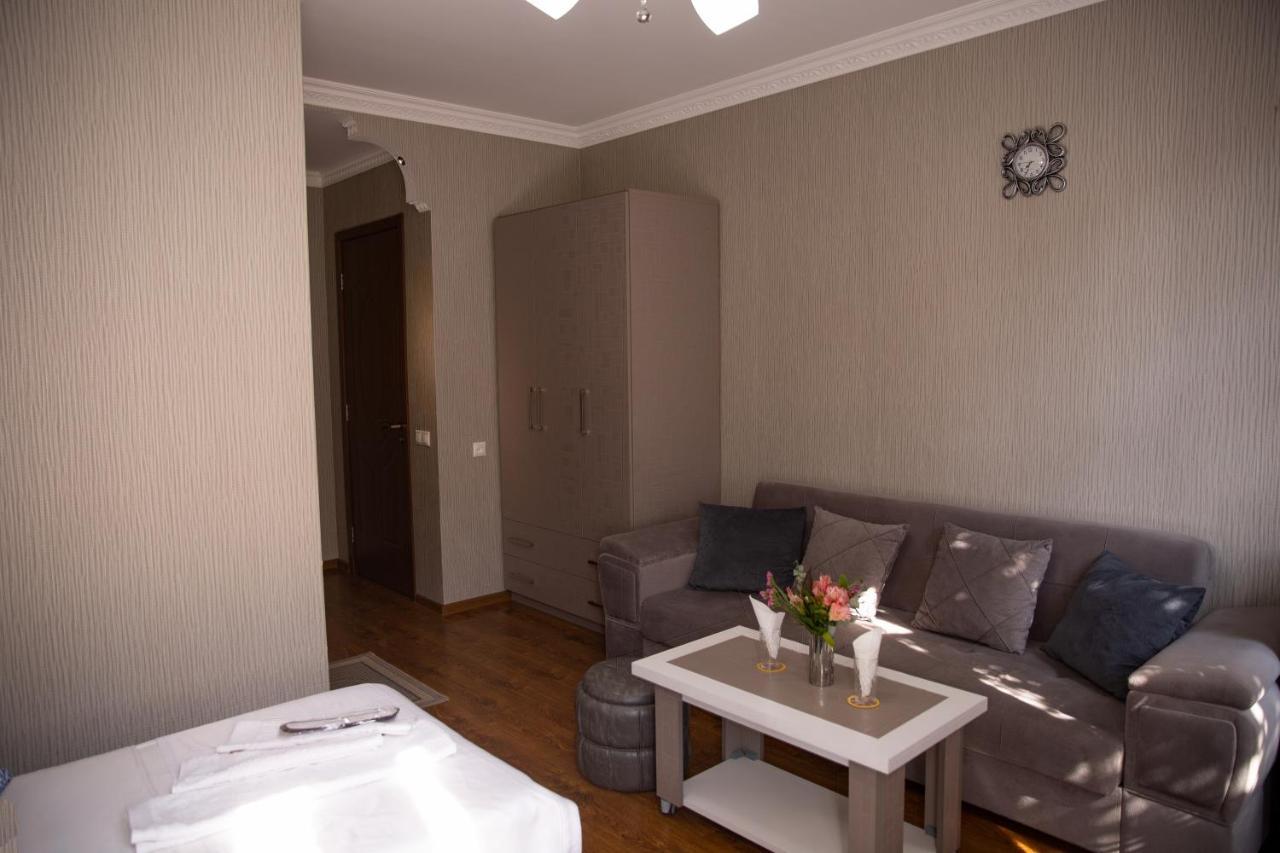 Family Hotel Kolorit Old Tbilisi Eksteriør billede
